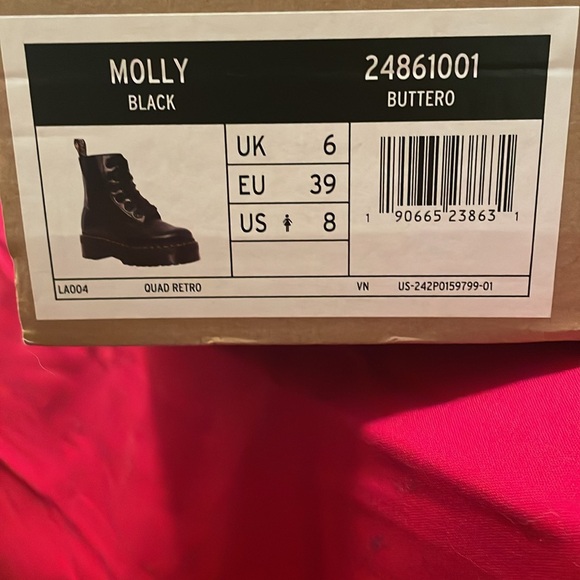 Doc Martens Air Wair Black Boots - Picture 5 of 5